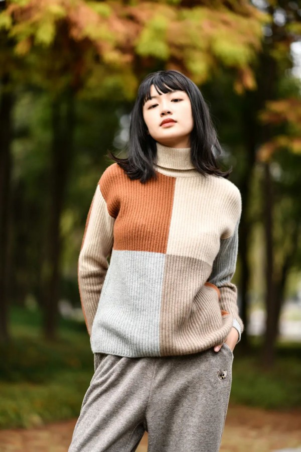 羊绒衫什么牌子好 羊绒衫怎么搭配时尚