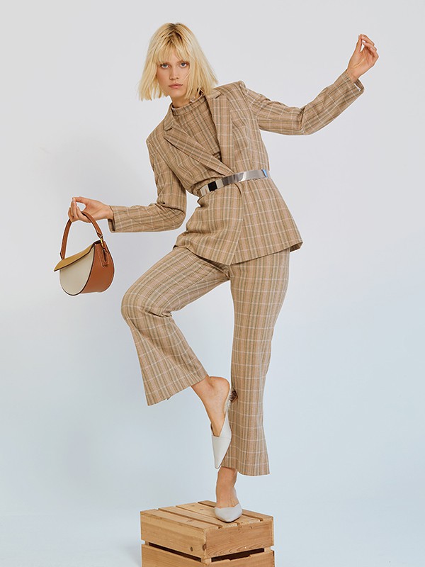 四川达州马女士签约MYMO西班牙国际女装品牌  恭祝生意兴隆,财源滚滚