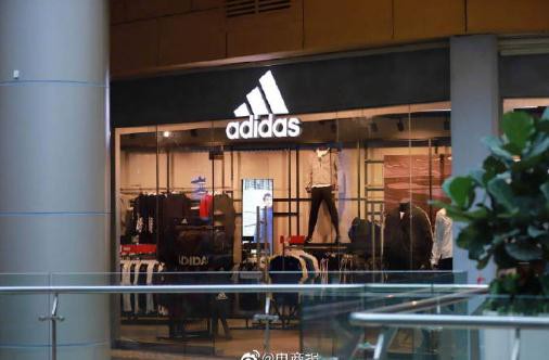 安踏的市值远超阿迪达斯 国产品牌为何越来越火