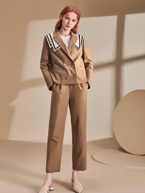 高级的大地色系,要怎么搭配才好看?温暖的秋冬大地色,你Get了吗?