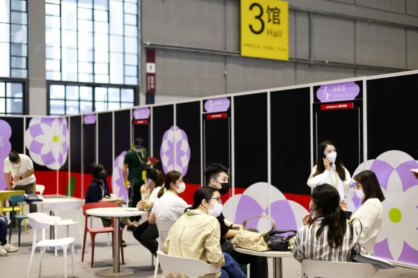 CHIC2021（秋季）订单如雪飞至 商贸繁花盛开