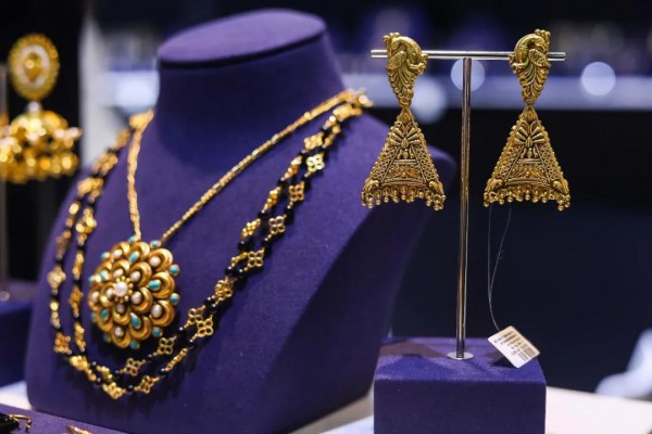 流行配饰&箱包鞋履 | 有品,有范儿,有担当