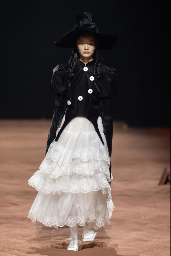 BANXIAOXUE班晓雪2022春夏新品系列发布