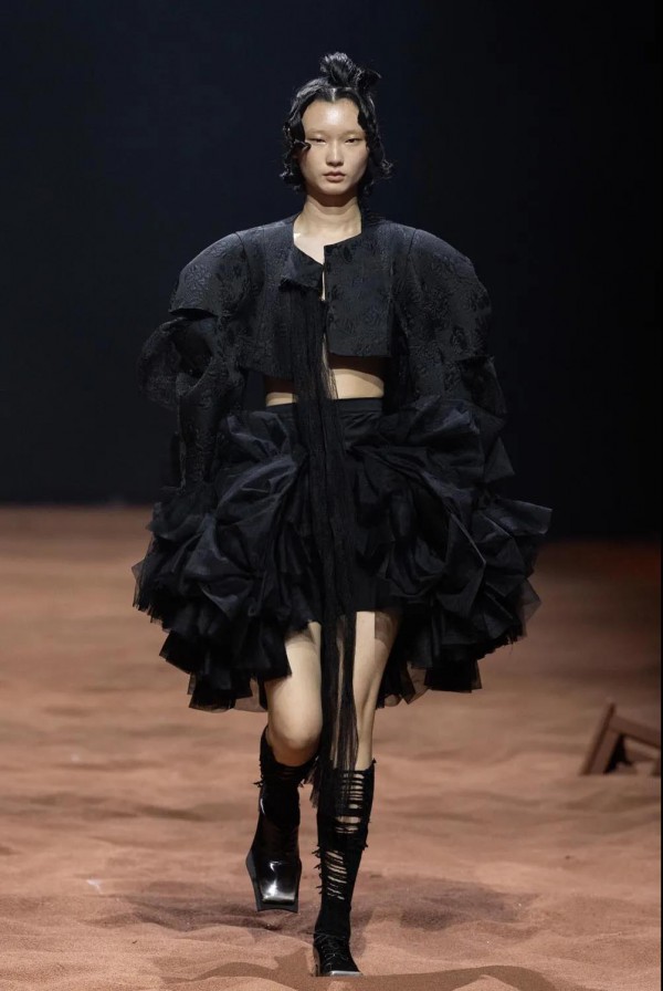 BANXIAOXUE班晓雪2022春夏新品系列发布