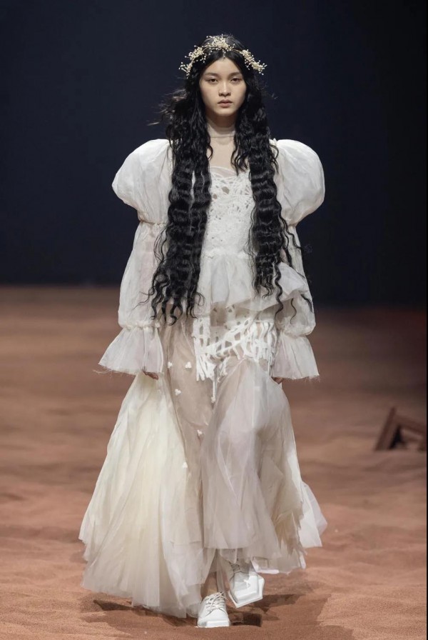 BANXIAOXUE班晓雪2022春夏新品系列发布