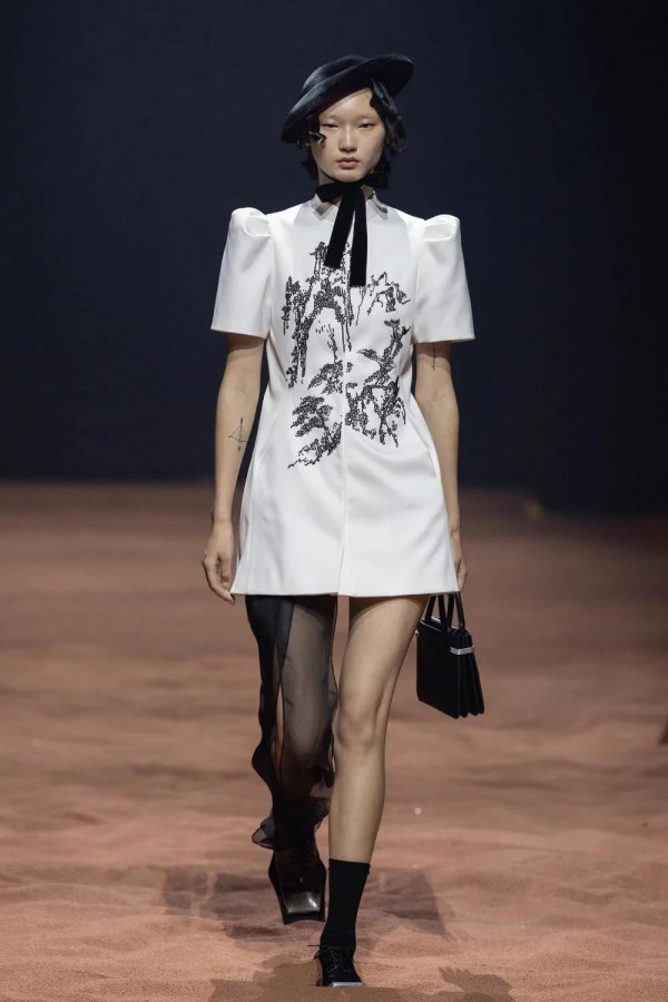 BANXIAOXUE班晓雪2022春夏新品系列发布