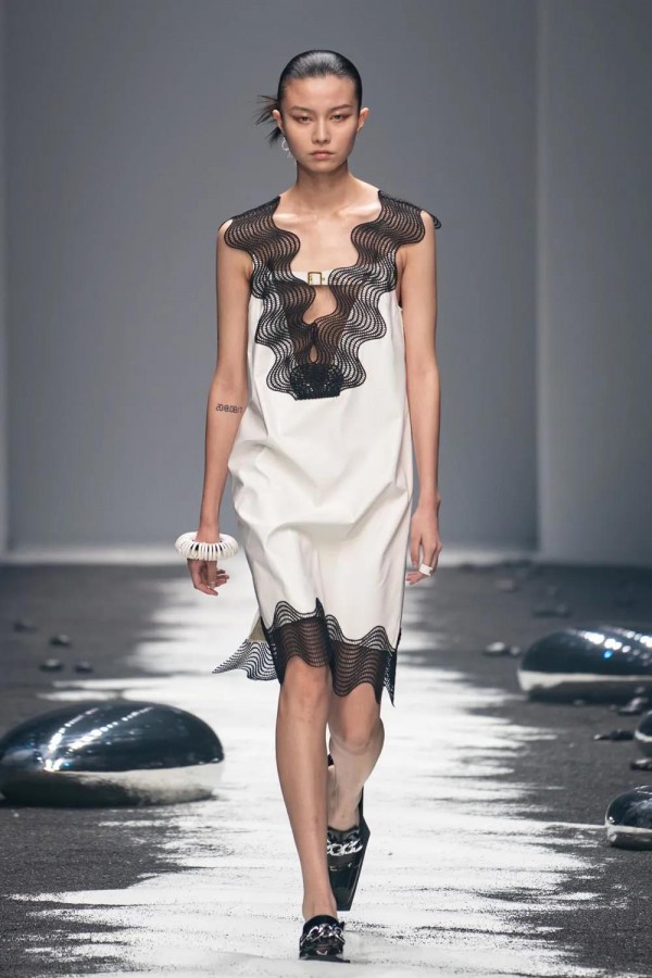 REINEREN品牌2022春夏系列新品发布