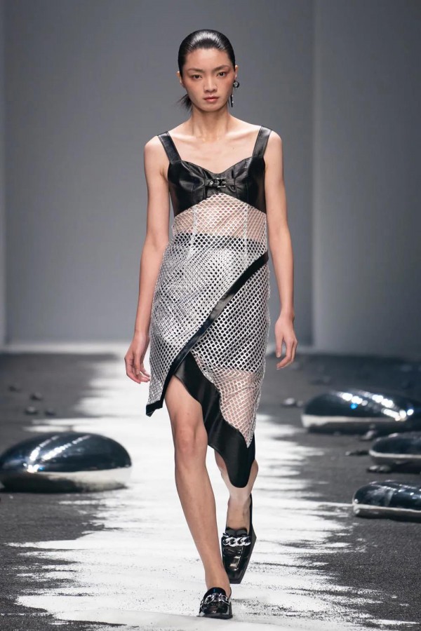 REINEREN品牌2022春夏系列新品发布