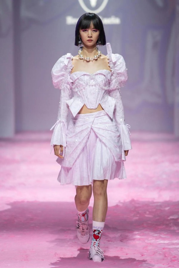 BRONZE LUCIA 2022春夏新品发布