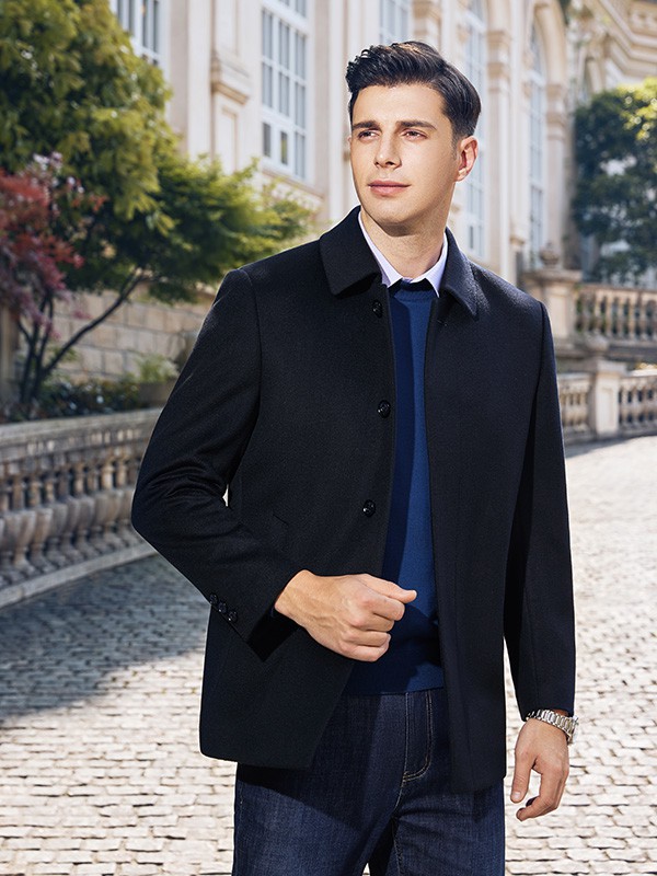 吴晓亮在《扫黑风暴》饰演的孙兴 演技受到一致好评!黑色西装一脸痞帅感~