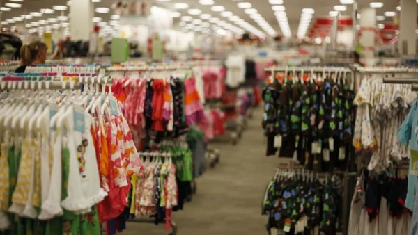 美国加州签署《制衣工人保护法》法案,要求服装制衣厂取消计件工资,确保最低时薪!