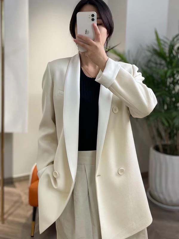 热烈祝贺浙江金华郭女士与简诣女装选签约成功!祝生意兴隆,财源广进!