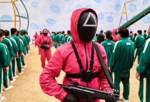 《鱿鱼游戏》成全球爆款在哪看   剧中标志性运动服装销量暴增