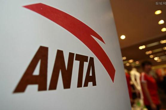 要跟耐克阿迪掰手腕了?安踏李宁会胜出吗