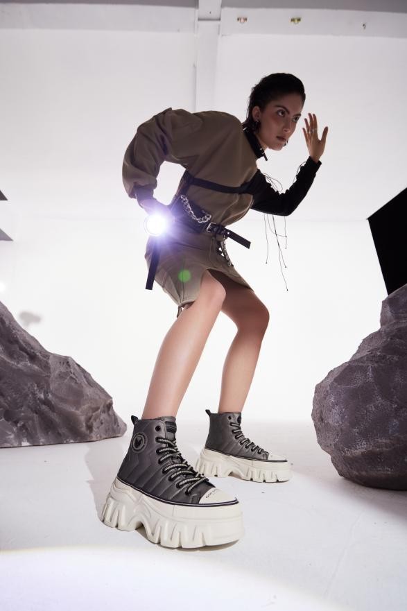 秋冬款鞋履上新 不可错过的OGR「屾shēn」系列淘金浪潮