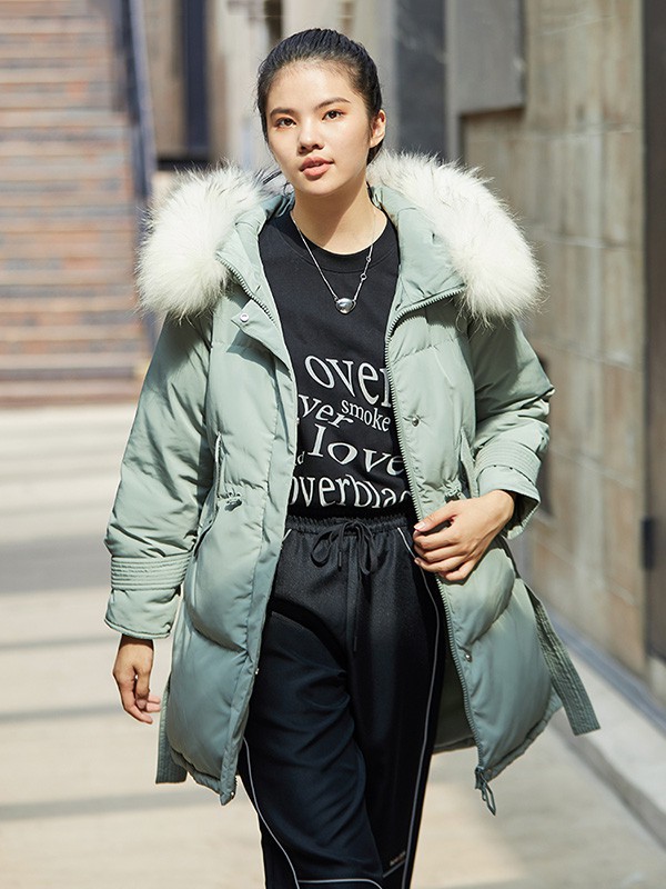 去羽绒服批发市场进货需要注意哪些?羽绒服怎么辨别质量?