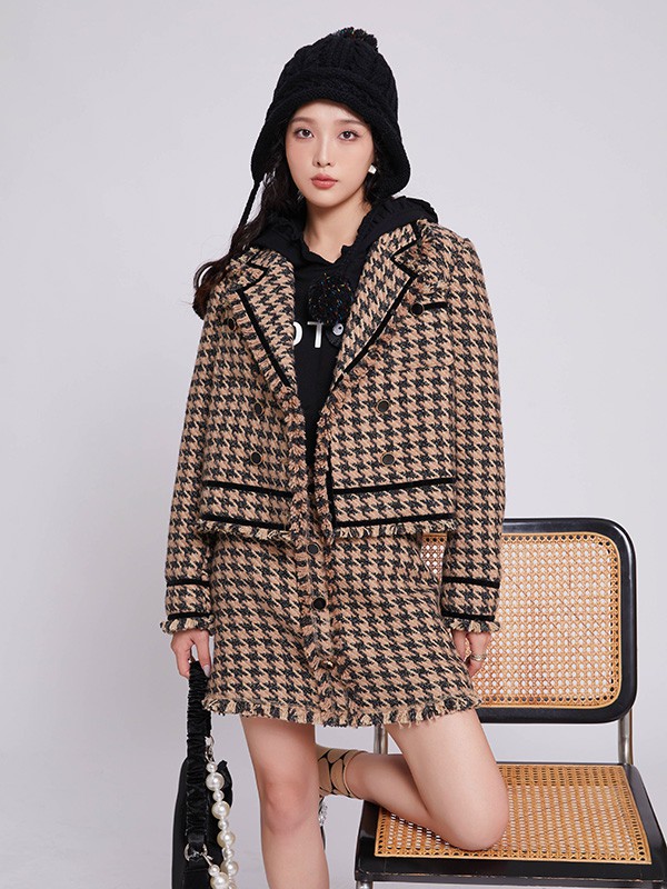 粉色小香风外套怎么搭配?小香风搭配贝雷帽好看吗