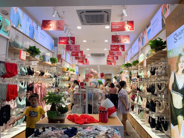 怎么选品牌?看看她的内衣代理加盟平台的选择技巧