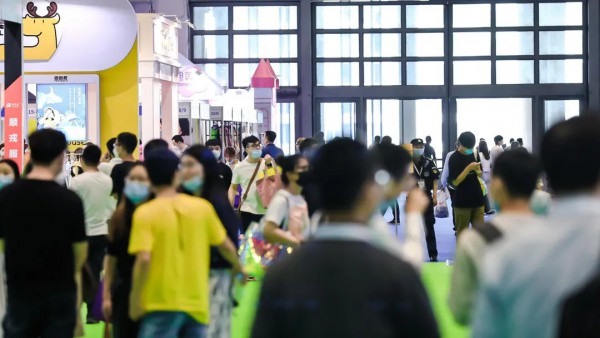118603专业买家,2000家展商汇聚童博会,快来占据流量高地!