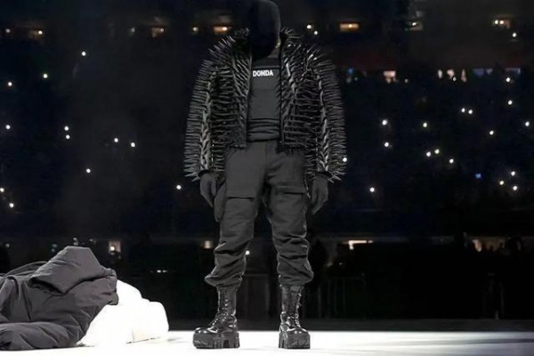 Balenciaga超越GUCCI,Dior成为最受欢迎奢侈品牌!卡戴珊,侃爷功不可没