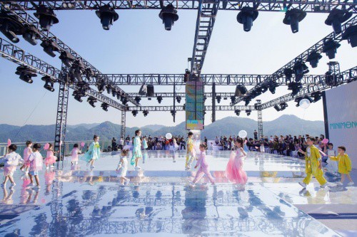 打造华丽儿童穿着体验 MINIMONO童装现身天使大秀