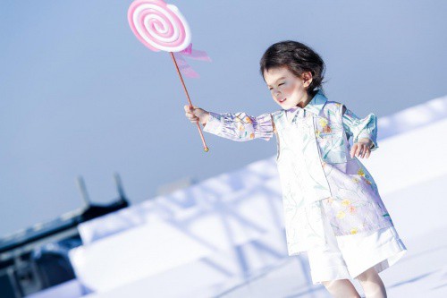 打造华丽儿童穿着体验 MINIMONO童装现身天使大秀