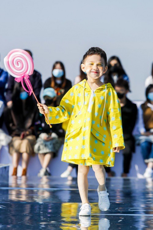 打造华丽儿童穿着体验 MINIMONO童装现身天使大秀