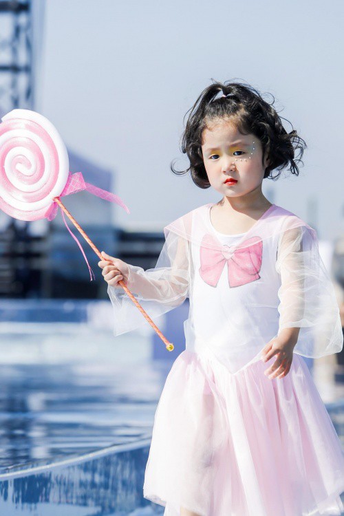 打造华丽儿童穿着体验 MINIMONO童装现身天使大秀