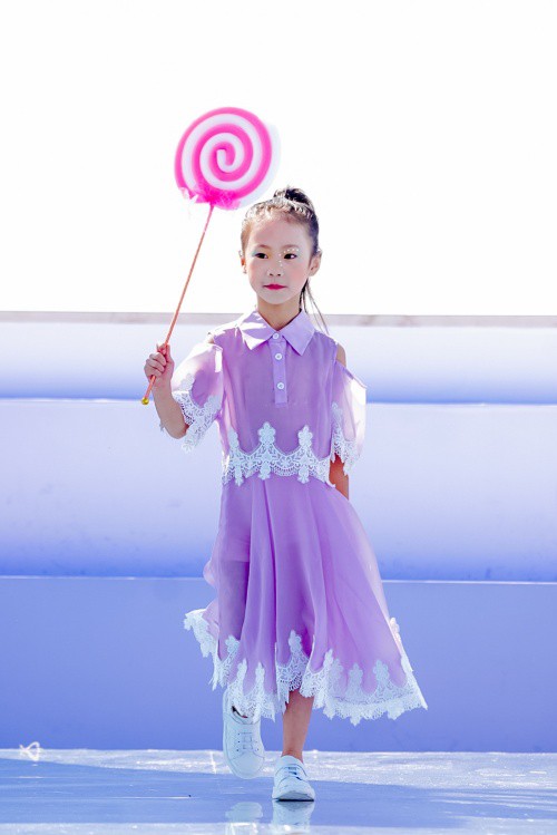 打造华丽儿童穿着体验 MINIMONO童装现身天使大秀