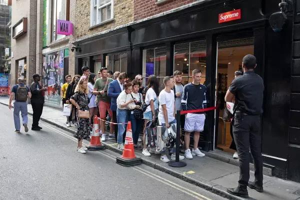 库存减少,supreme可能会变得越来越难抢!