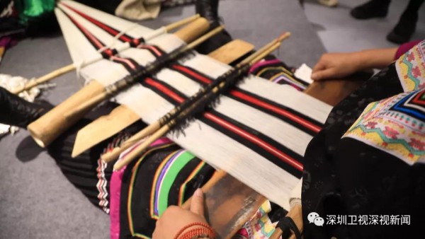 “科技+时尚”加码 深圳时装周如何做出不同?