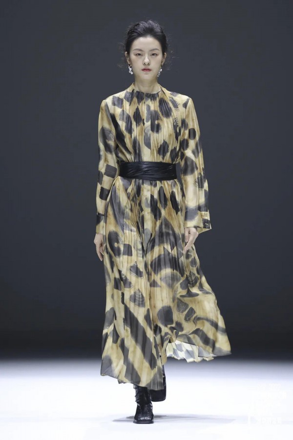 ANY/ALL必然 S/S 2022春夏系列 微风拂面谱响东方气韵