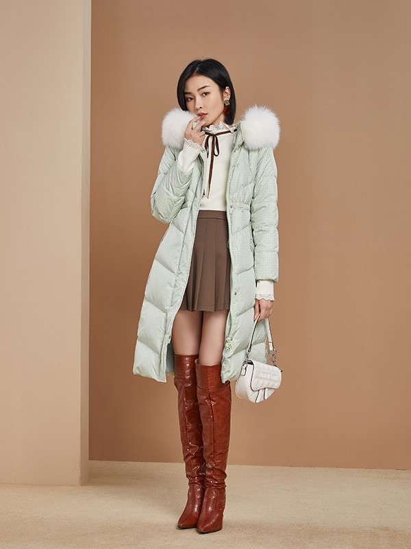 红色大衣怎么搭配才好看?冬天穿裙子怎么保暖?