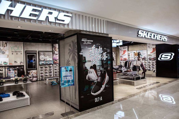 斯凯奇第三季度销售额增长,未来可能拆分亚太业务上市