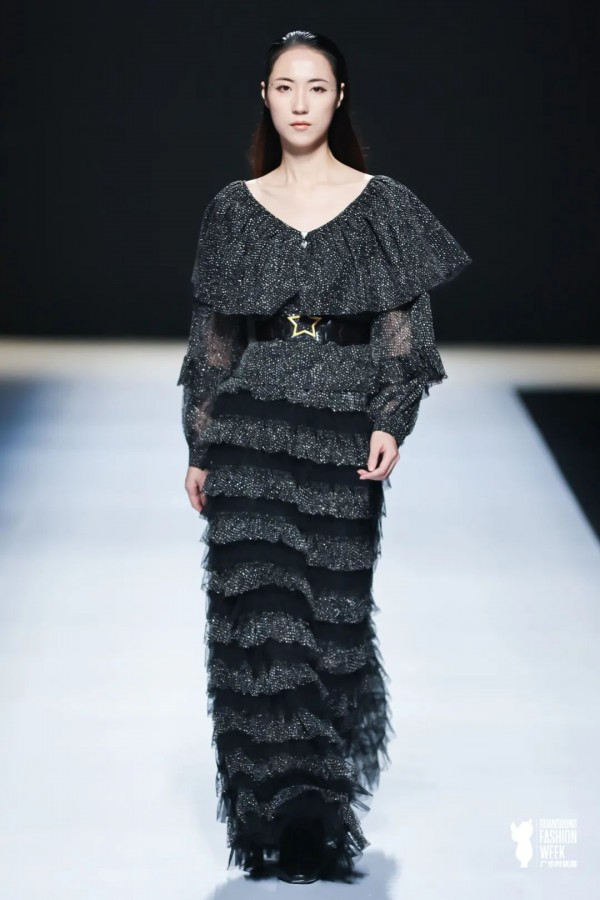 ANOTHER ONE 《半糖主义》主题大秀”亮相2021广东时装周-秋季