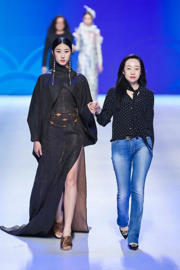 让非遗焕发新生 第三届广东纺织服装非遗推广大使诞生