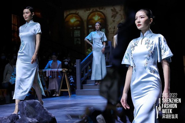 锦玺唐S/S2022深圳时装周压轴大秀:非遗苏绣,指尖上的大美时代