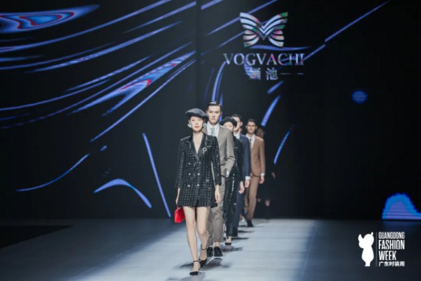 2021广东时装周-秋季秀场直击:VOGVACHI婳池