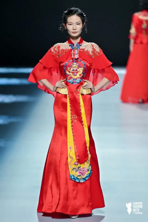 2021广东时尚文化周-秋季|百合印象:一针一线诠释国服之美