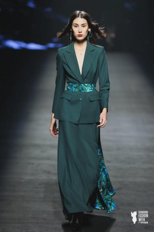 广东时装周再迎新锐时尚品牌 【NUI CHOICE女哲】大秀成功举办