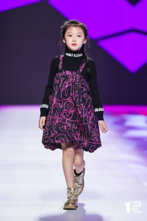 2021广东时装周-秋季|以梦为马,展现多彩童年