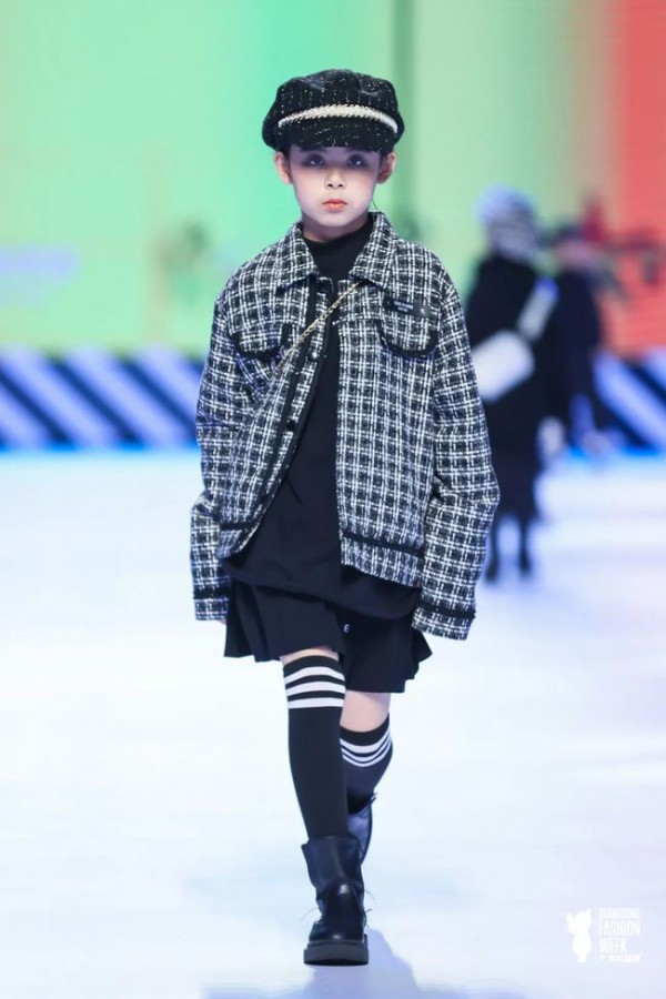 2021广东时装周-秋季|以梦为马,展现多彩童年