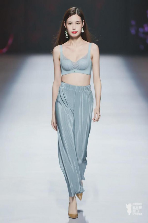 2021广东时装周|GOSO香蜜闺秀首次亮相时装周