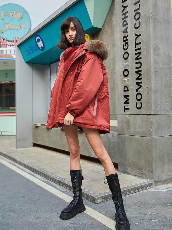 冬季穿什么样的外套显白,保暖还显瘦 女生怎么挑选适合的棉服