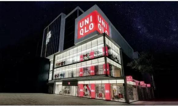 再展进博会!优衣库赋能新生穿“悦”未来