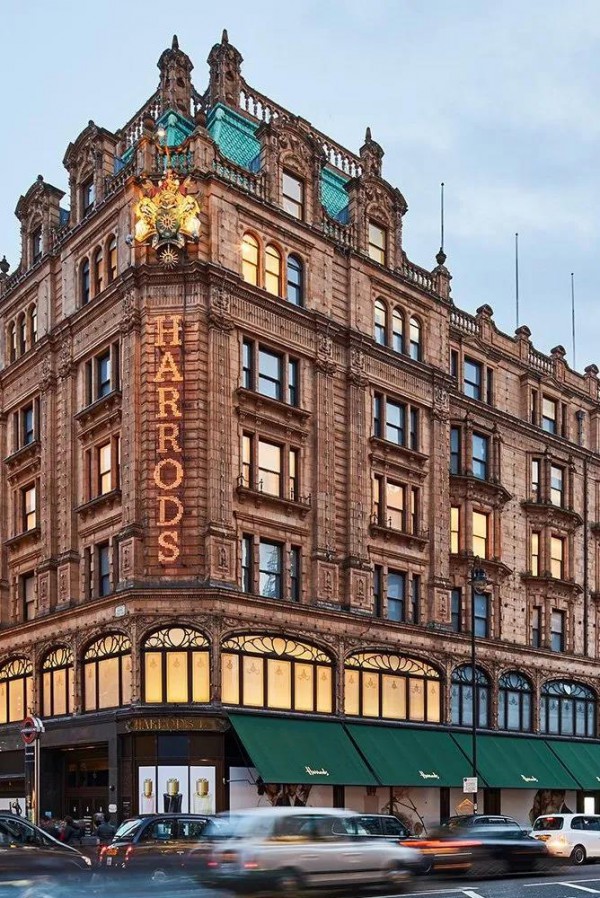英国传统百货公司哈罗德（Harrods）正面临前所未有的文化影响力危机