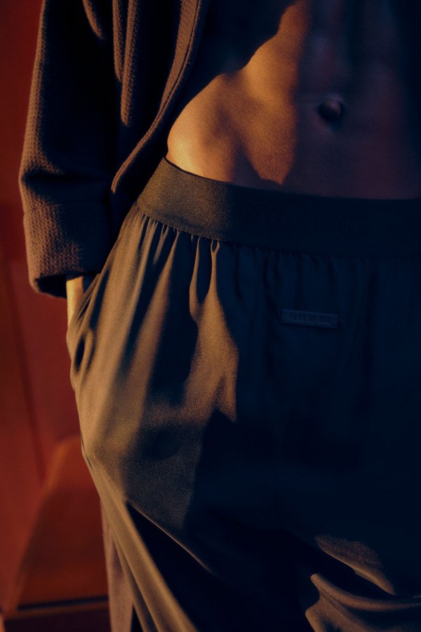 Fear of God 正式发布其首个家居服系列Fear of God Home