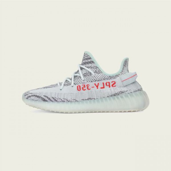 说唱歌手侃爷Kanye West 个人品牌Yeezy 因发货延迟被索赔95万美元