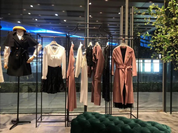 TITI品牌珠海金湾华发商都第四家新形象店铺重磅开业