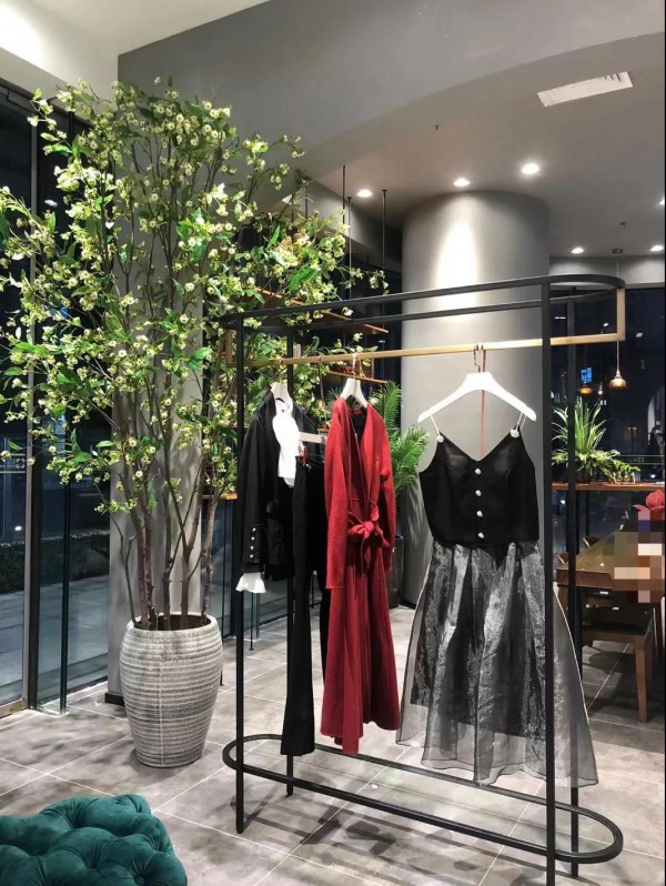 TITI品牌珠海金湾华发商都第四家新形象店铺重磅开业